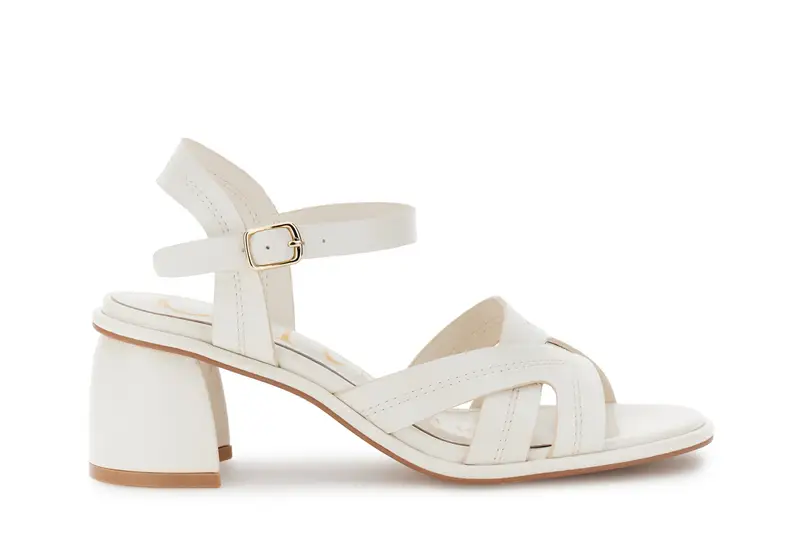 sandali gilda i effetto naplak con cuciture a decoro off white