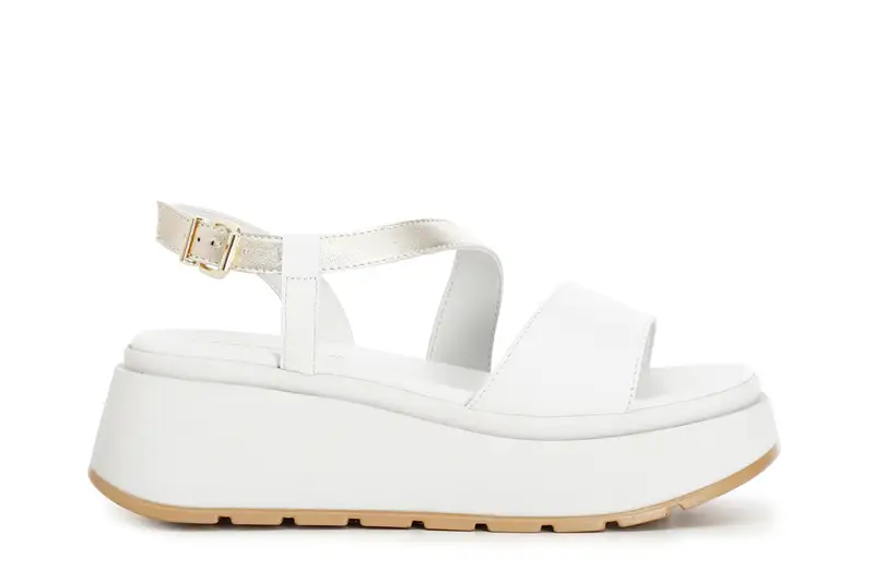 sandali in pelle su zeppa listino asimmetrico bianco