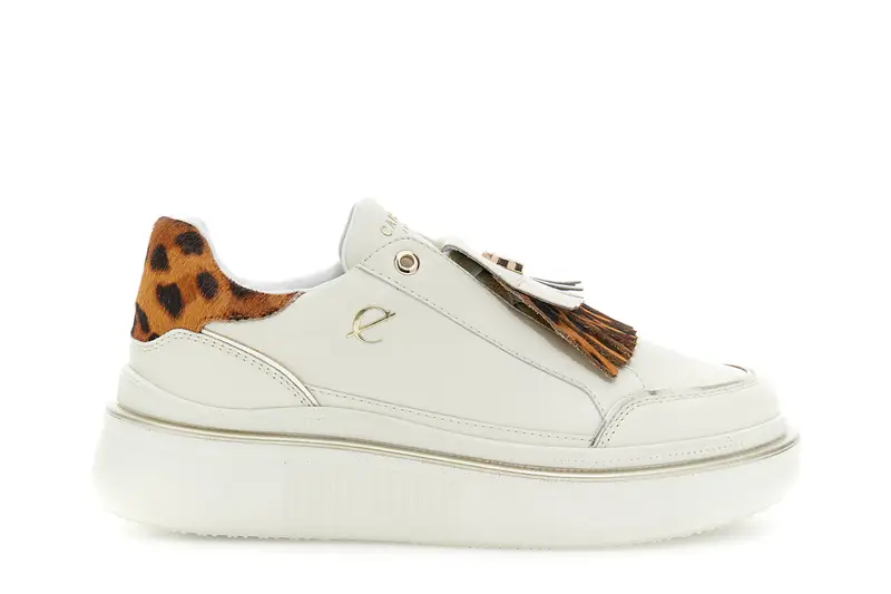 slip-on in pelle con dettagli in effetto cavallino crema maculato