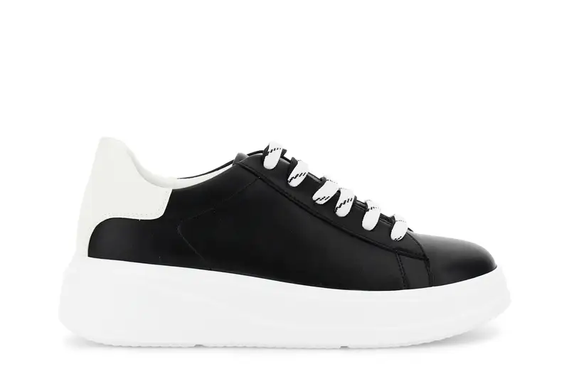 sneaker in pelle nero/bianco