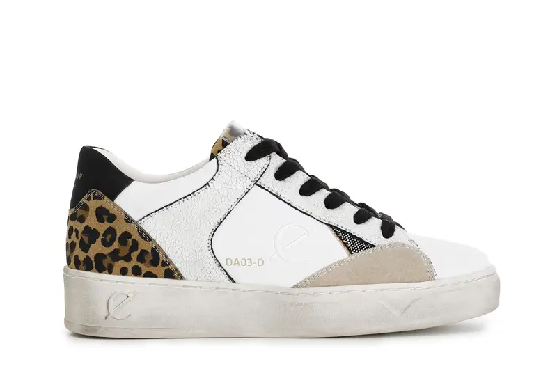 sneakers da donna in pelle e pelle scamosciata con riporti effetto metallico bianco maculato