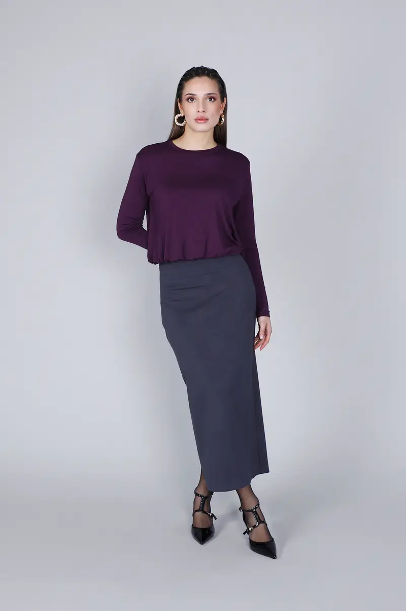 t-shirt girocollo con orlo rimborsato burgundy