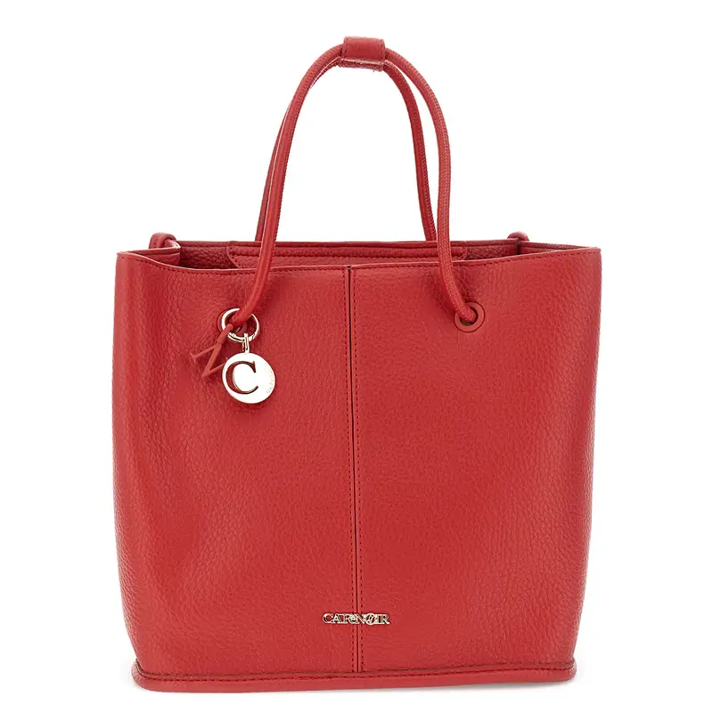 tote effetto pelle con manici tubolari, charm in metallo rosso