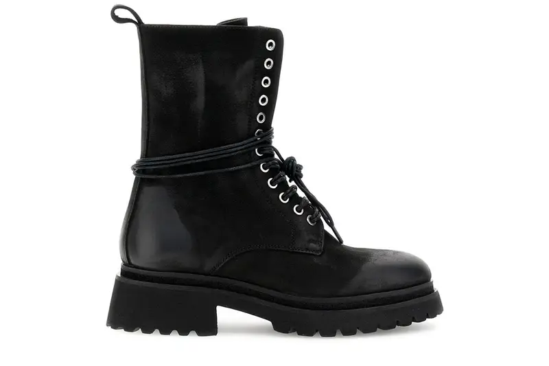 tronchetti allacciati in pelle nabuk nero