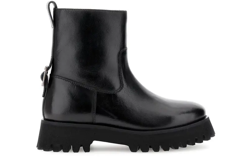 tronchetti in pelle con dettaglio fibbia sul retro nero