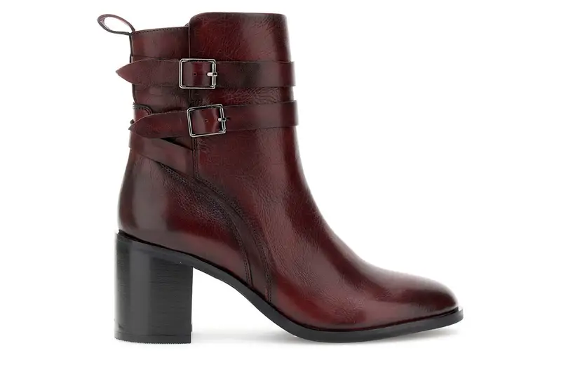 tronchetti in pelle con elastici bordeaux