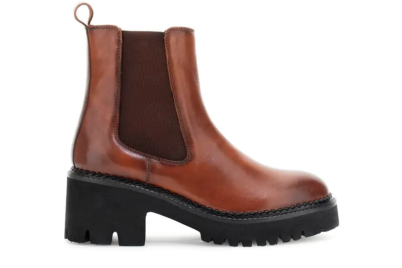 tronchetti in pelle con elastici cuoio