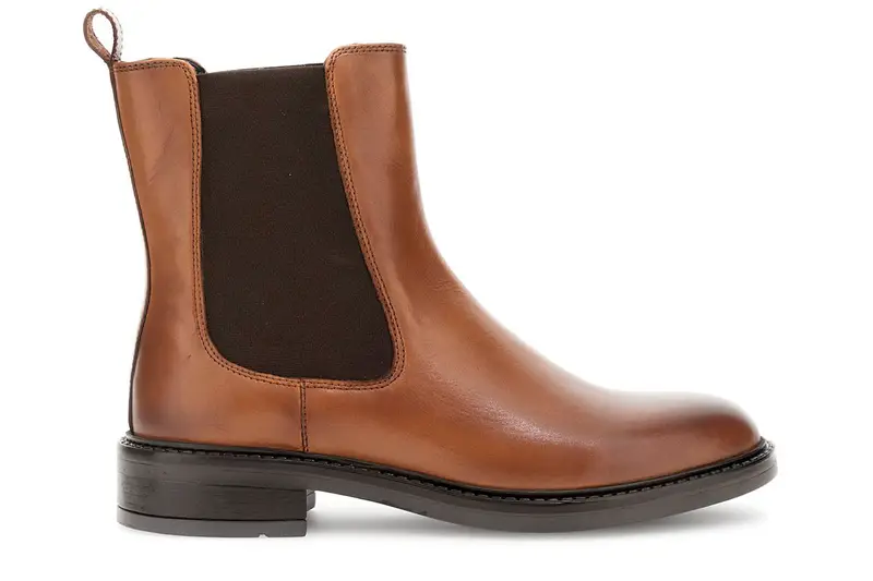 tronchetti in pelle con elastici cuoio