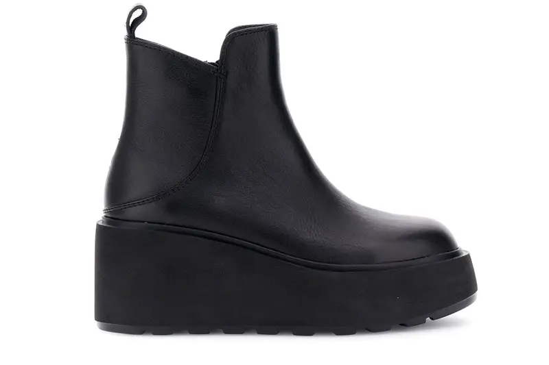 tronchetti in pelle con plateau nero