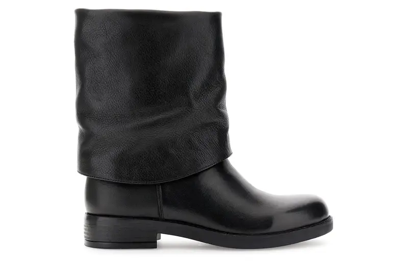 tronchetti in pelle con risvolta nero