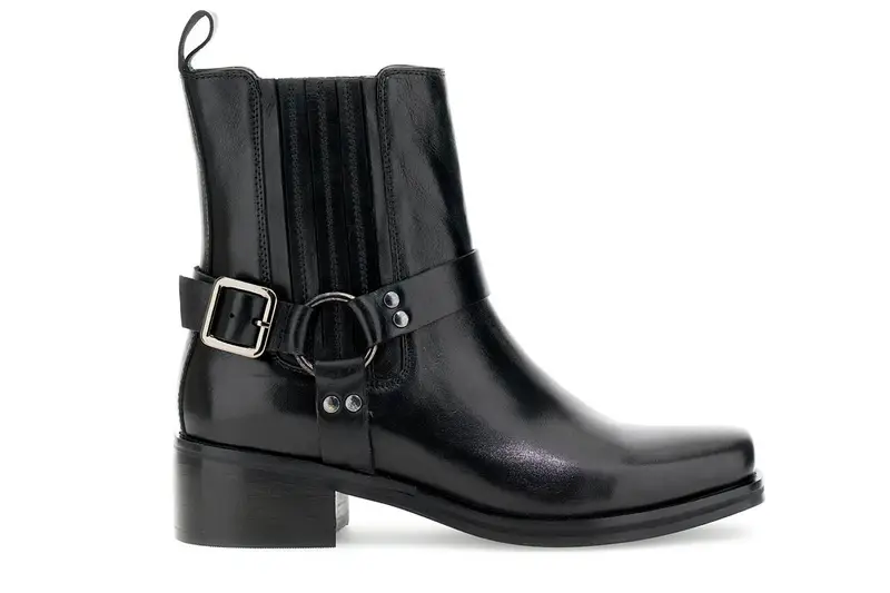 tronchetti in pelle con sperone nero