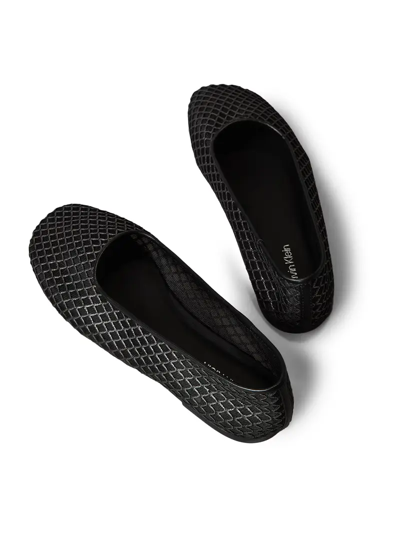 Ballerina nero miniatura 3