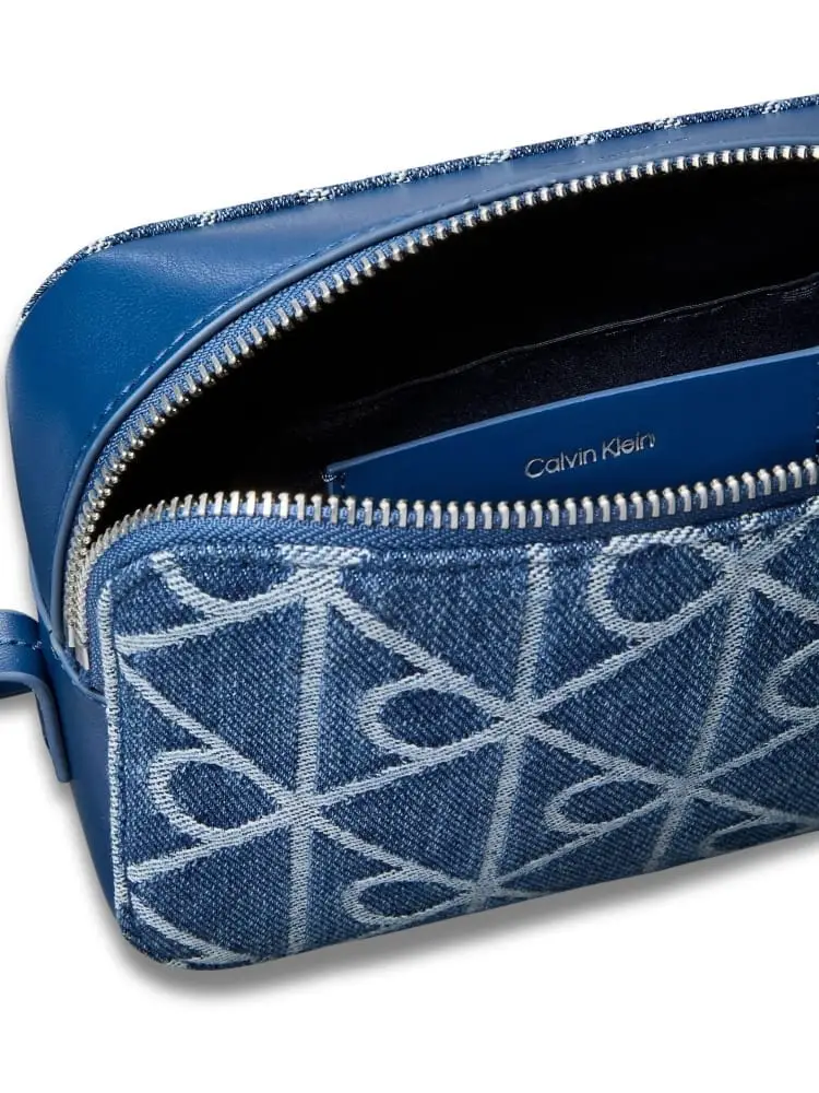 borsa a tracolla donna emblem in denim medio con motivo monogram miniatura 2