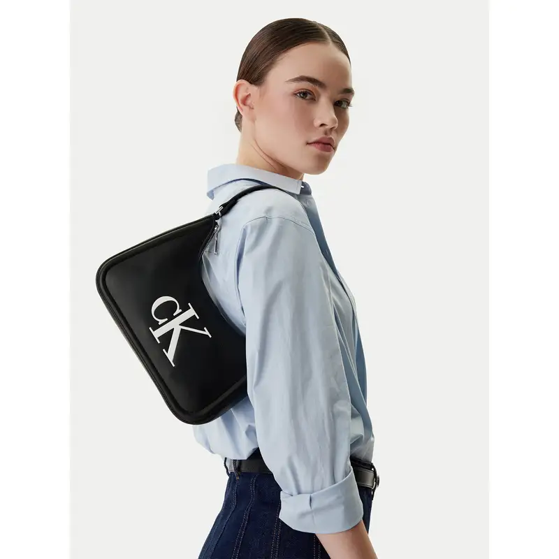 Borsetta Calvin Klein Bold Ck Small Shoulder Bag LV04F3230G Nero