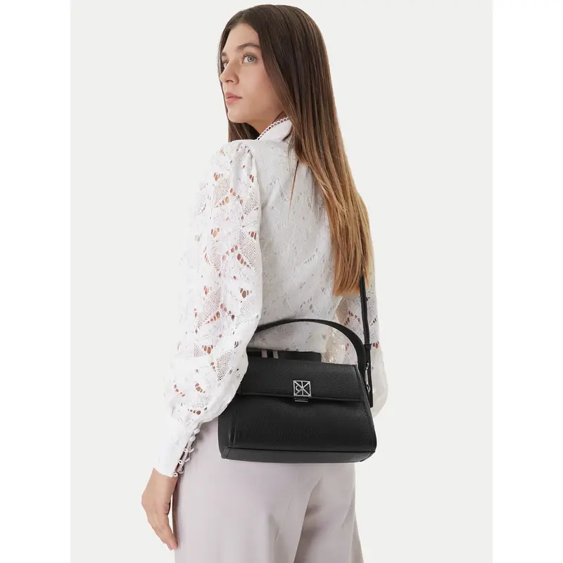Borsetta Calvin Klein Emblem Hw Pebble Shoulder Bag 25 LV04F3425G Nero