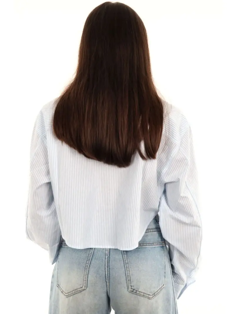 Calvin Klein camicia celeste a righe donna in cotone crop mini logo sul petto miniatura 2