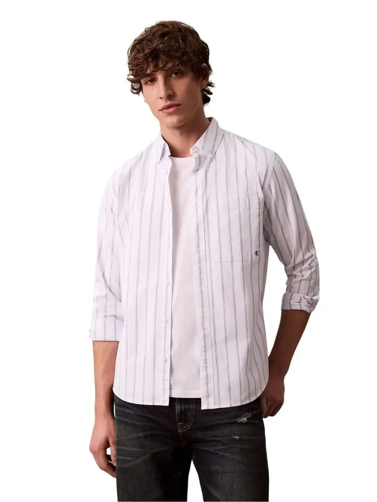 camicia uomo bianca con righe e logo monogram su taschino
