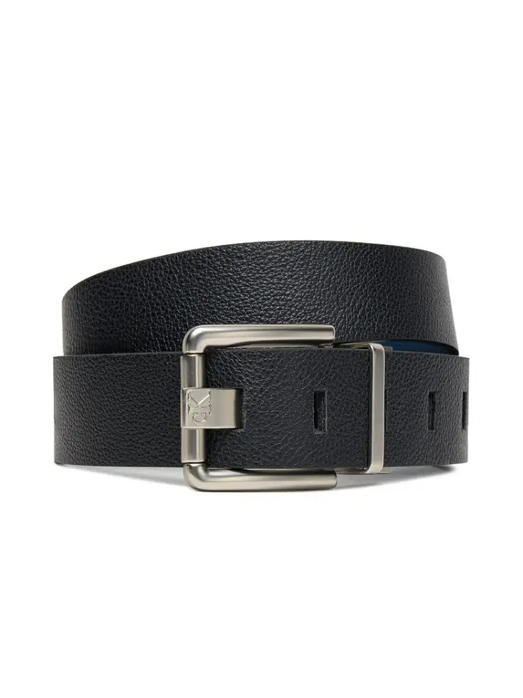 cintura in pelle nera con logo all over