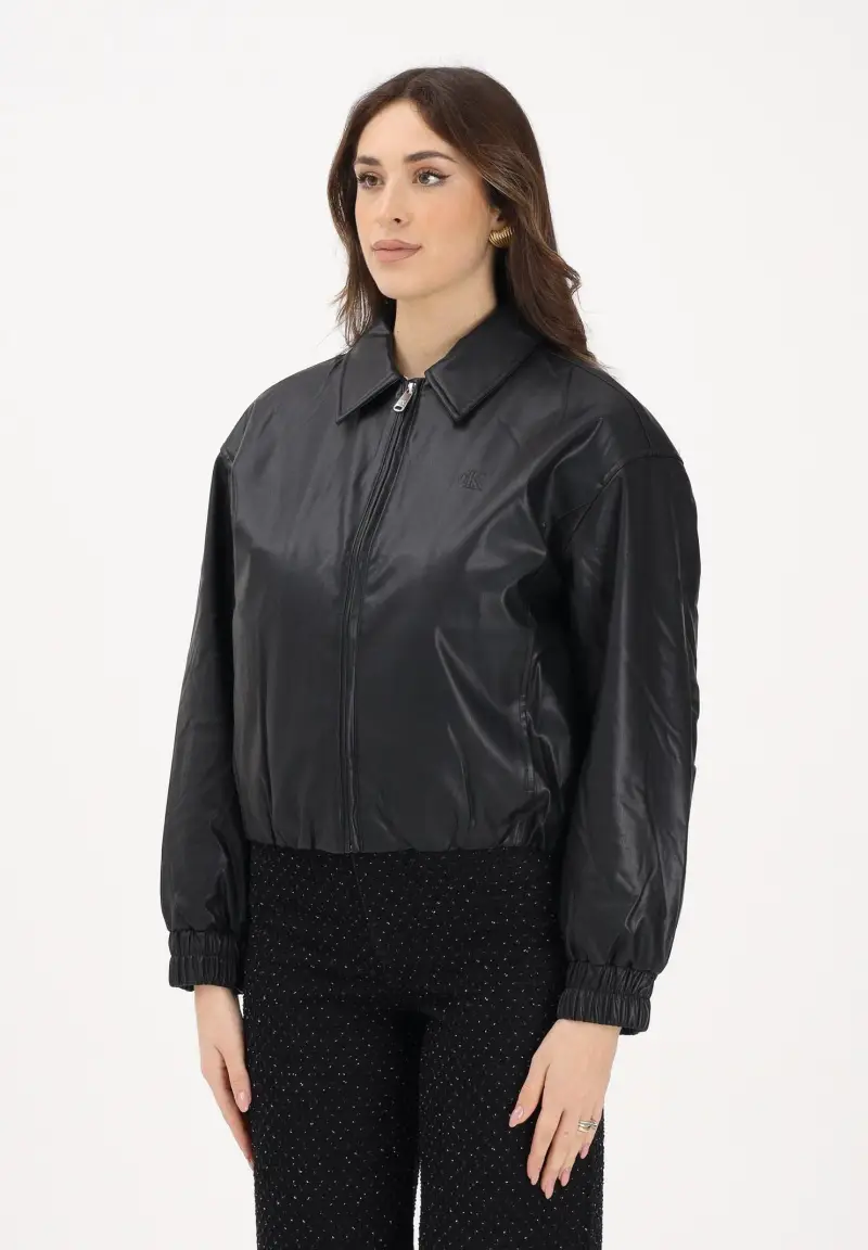 Giubbotto in ecopelle nero da donna