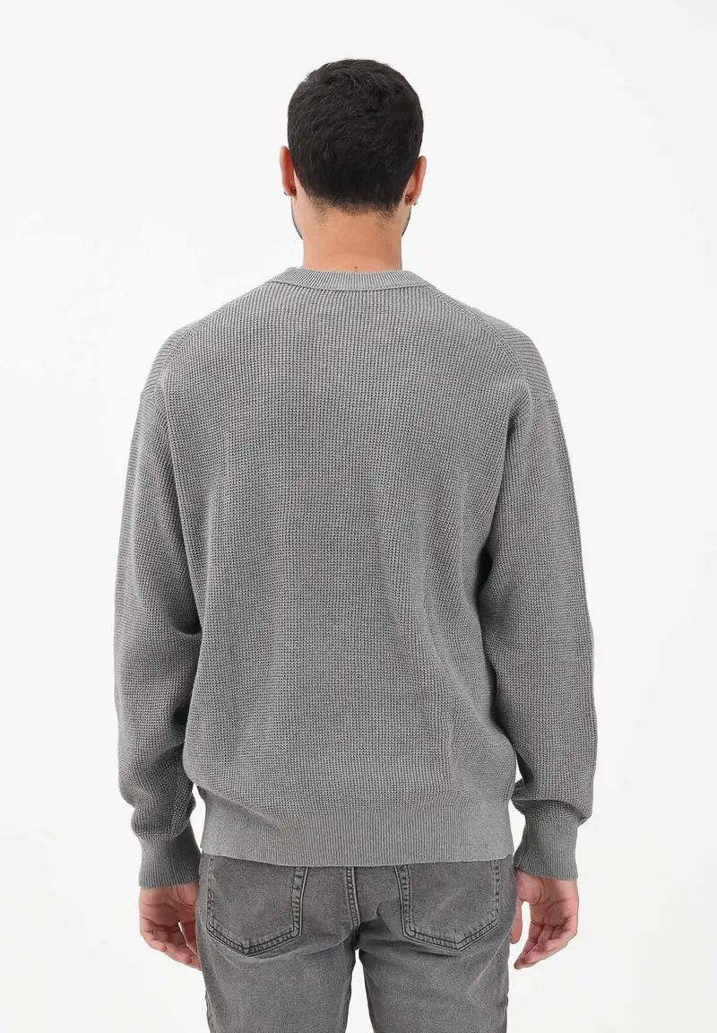 Maglioncino girocollo grigio da uomo con patch logo miniatura 3