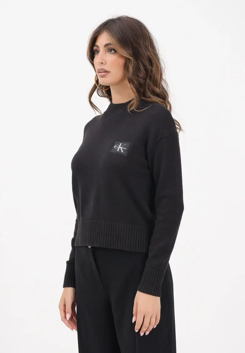 Maglioncino girocollo nero da donna con logo