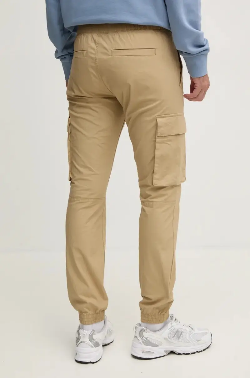 pantaloni uomo colore beige J30J326438 miniatura 3