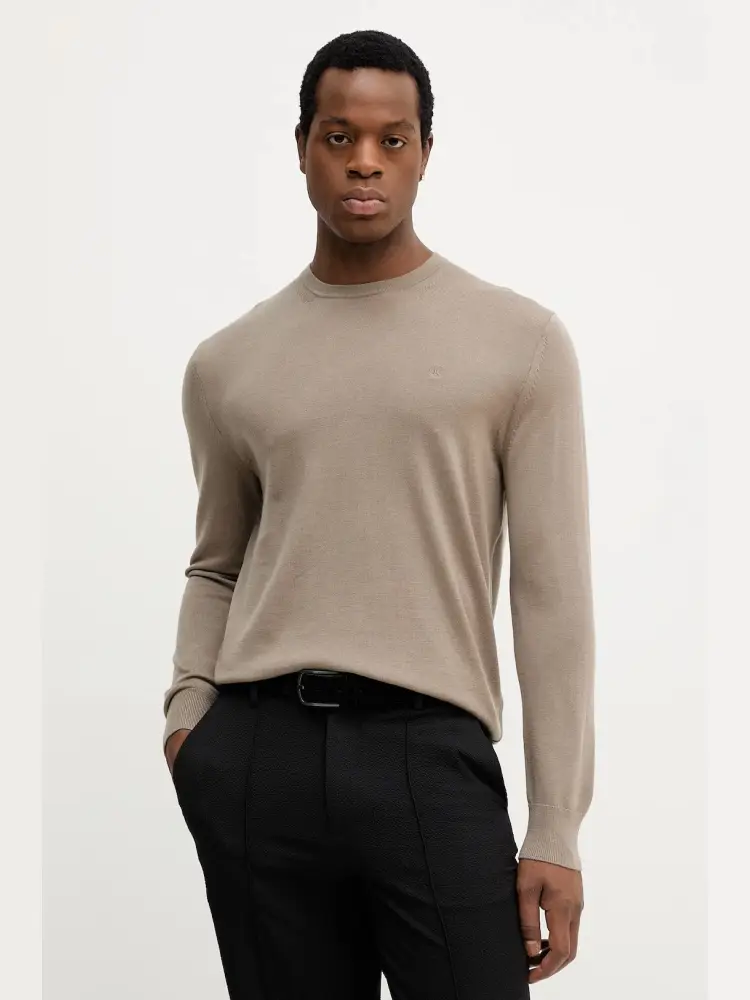 maglia beige uomo in lana mini logo sul petto