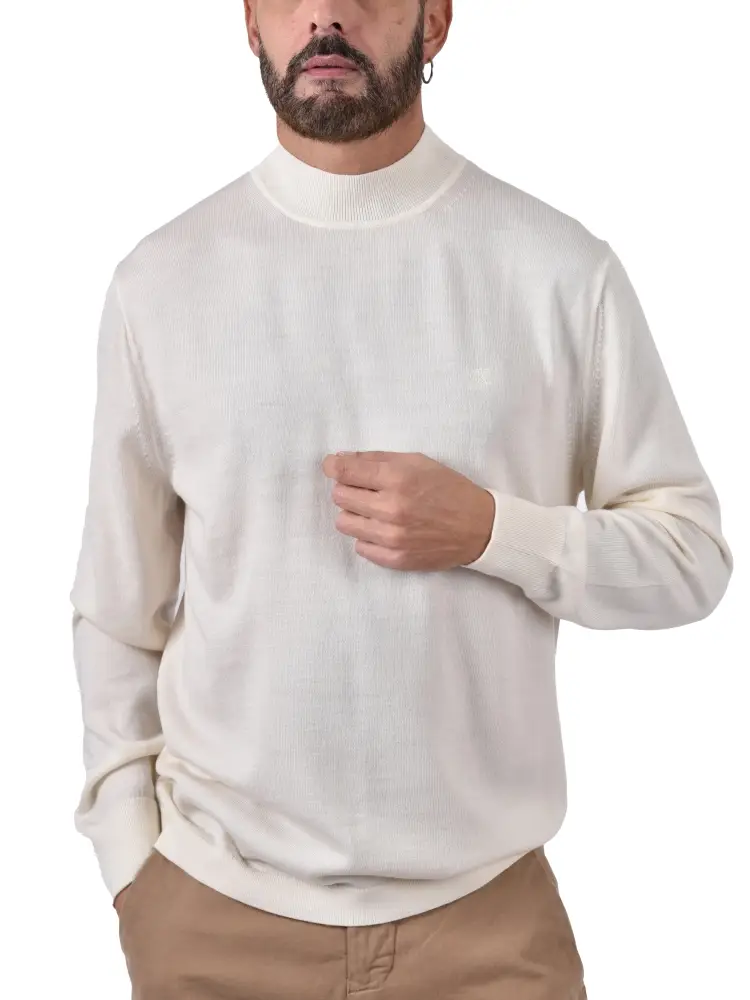 maglia bianca uomo in lana mini logo sul petto