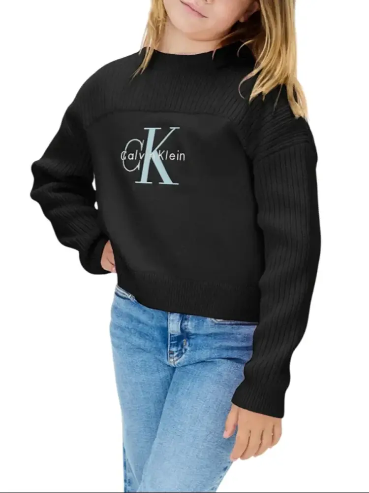 maglia nera bambina in cotone maxi logo sul davanti