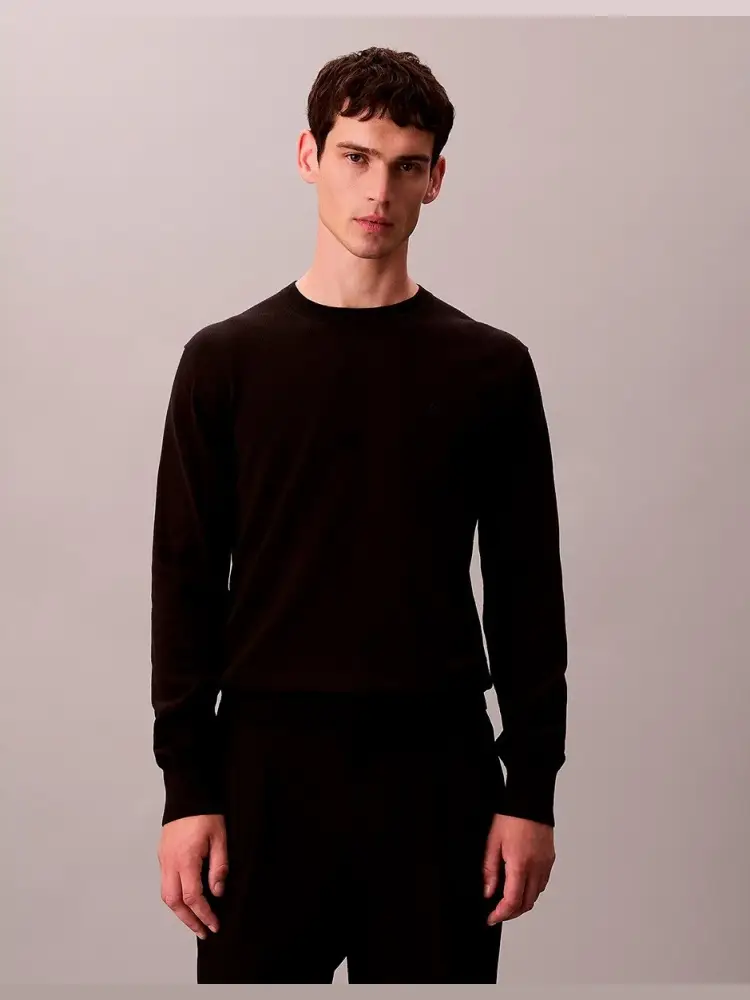 maglia nera uomo in cotone micro logo sul petto