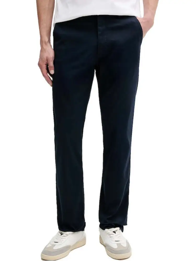 pantalone blu navy uomo in cotone slim fitpatch logo sul retro