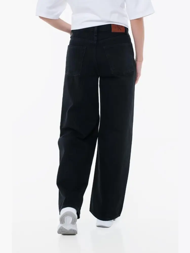 pantalone in denim nero donna palazzo patch logo sul retro miniatura 2