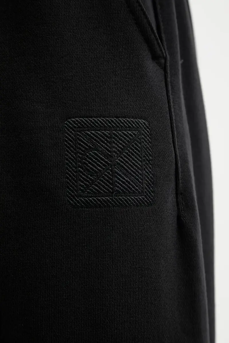 pantaloni tuta donna colore nero con applicazione LV044D205G miniatura 5