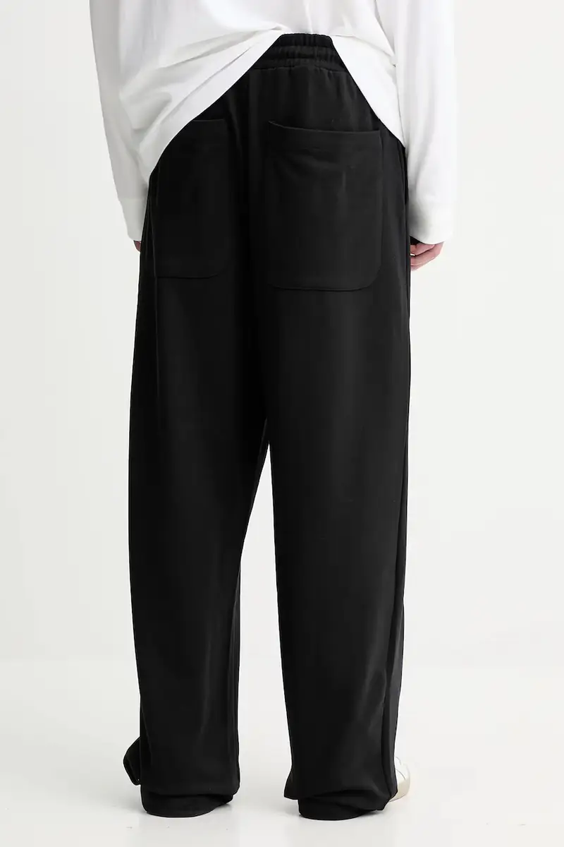 pantaloni tuta uomo colore nero con applicazione LV04LD239G miniatura 3