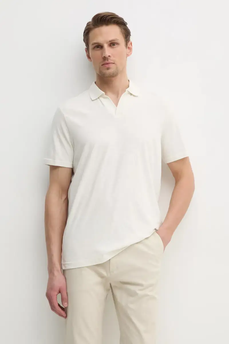 polo con aggiunta di lino colore beige K10K114136