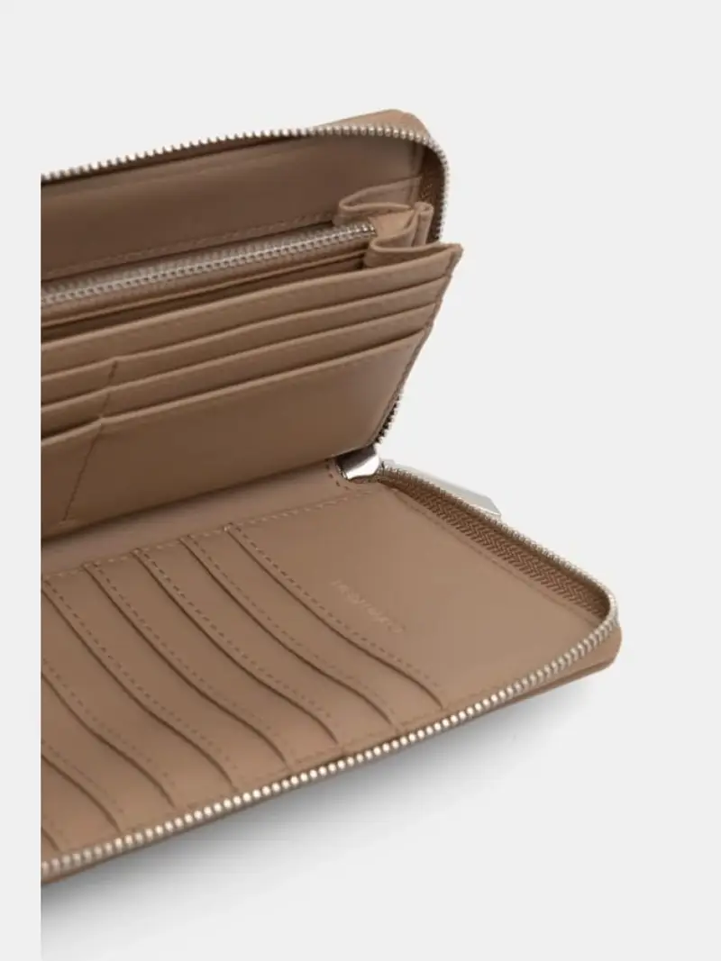 Calvin Klein portafoglio beige donna in ecopelle mini logo in metallo miniatura 2