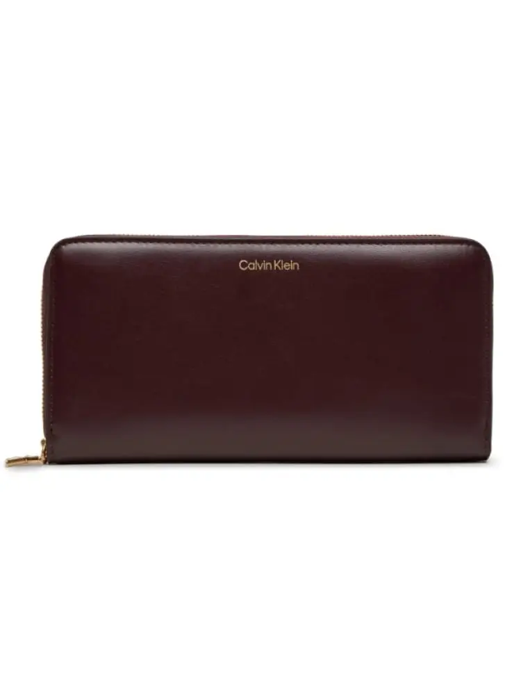 portafoglio dordeaux con zip in pelle grande con logo monogram dorato