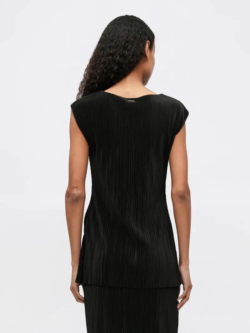 Top nero miniatura 3