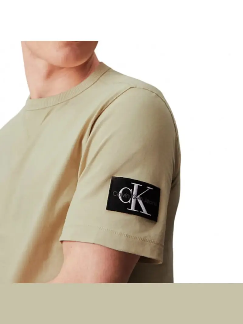 Calvin Klein tshirt beige uomo in cotone patch logo sul braccio miniatura 2