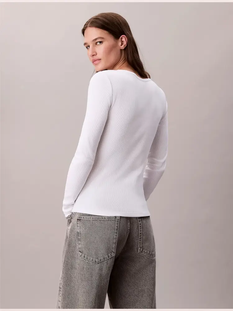 tshirt bianca donna in cotone manica lunga patch logo sul petto miniatura 2