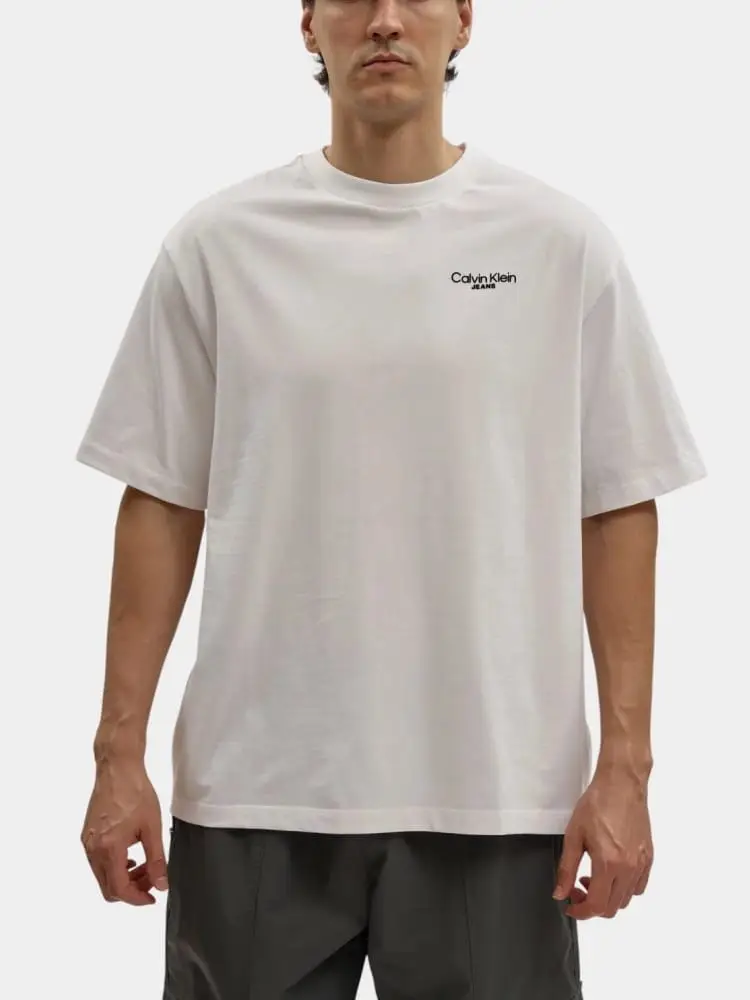 tshirt crema uomo maxi logo sul retro