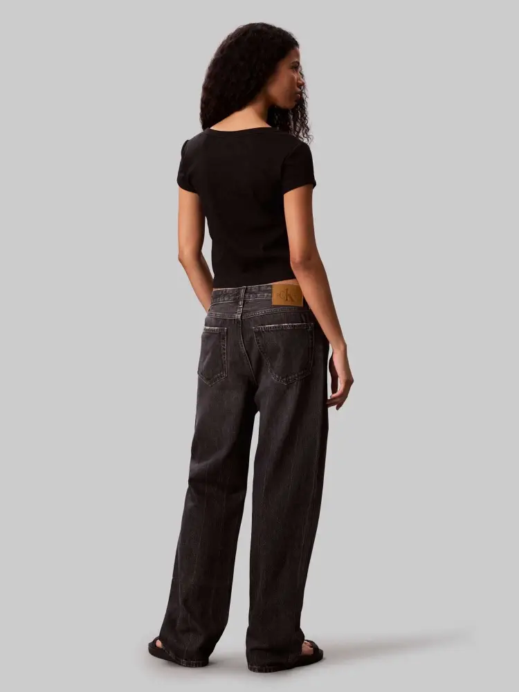 tshirt nera donna in cotone mini logo sul fondo miniatura 3