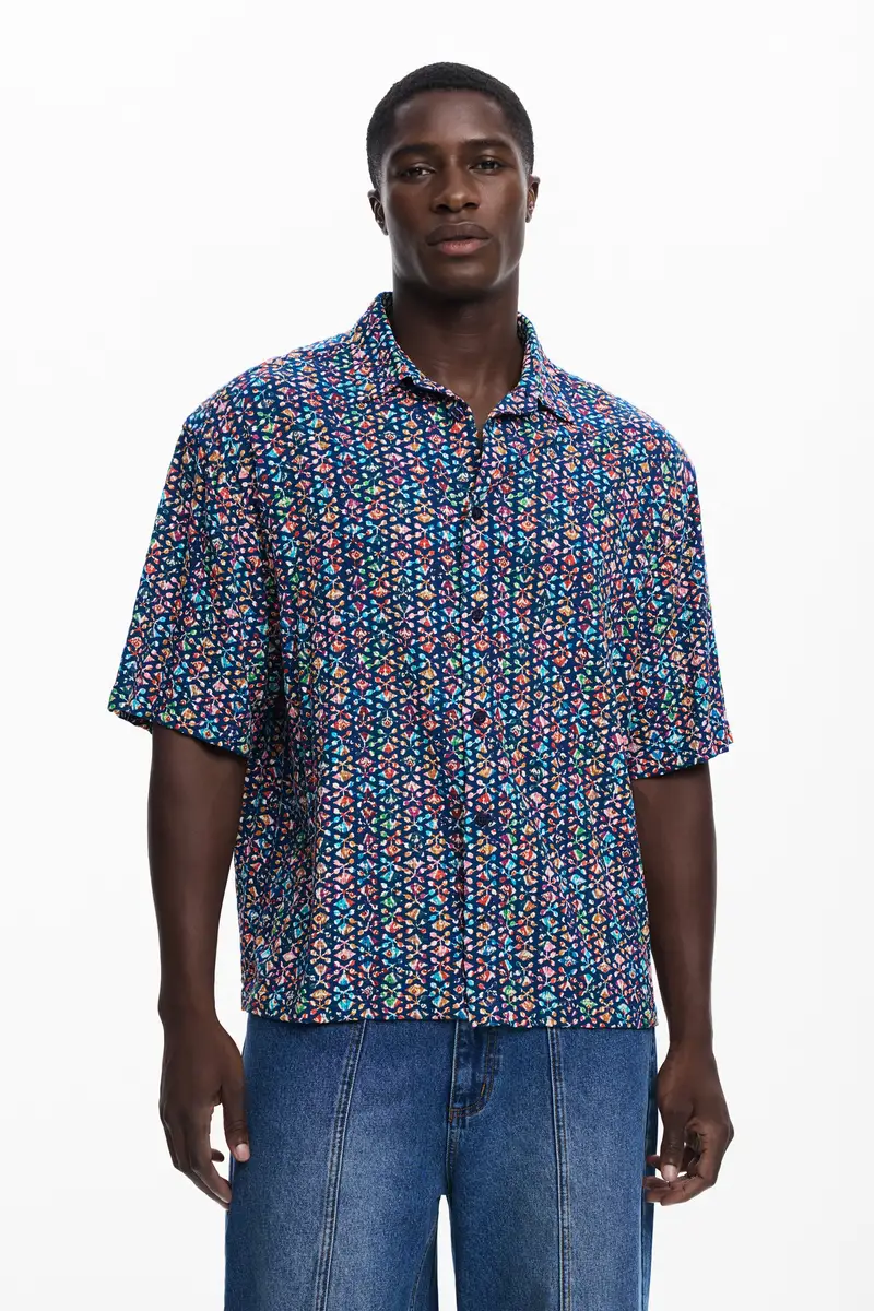 Camicia a maniche corte con ricami etnici