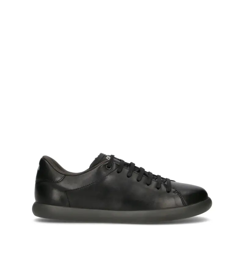 Sneaker uomo nera in pelle Vario