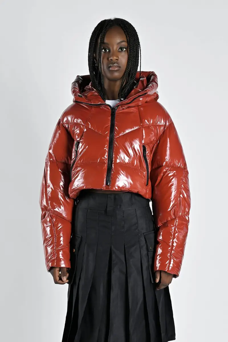 Eugenie cropped glossy GLOSSY CHILI OIL