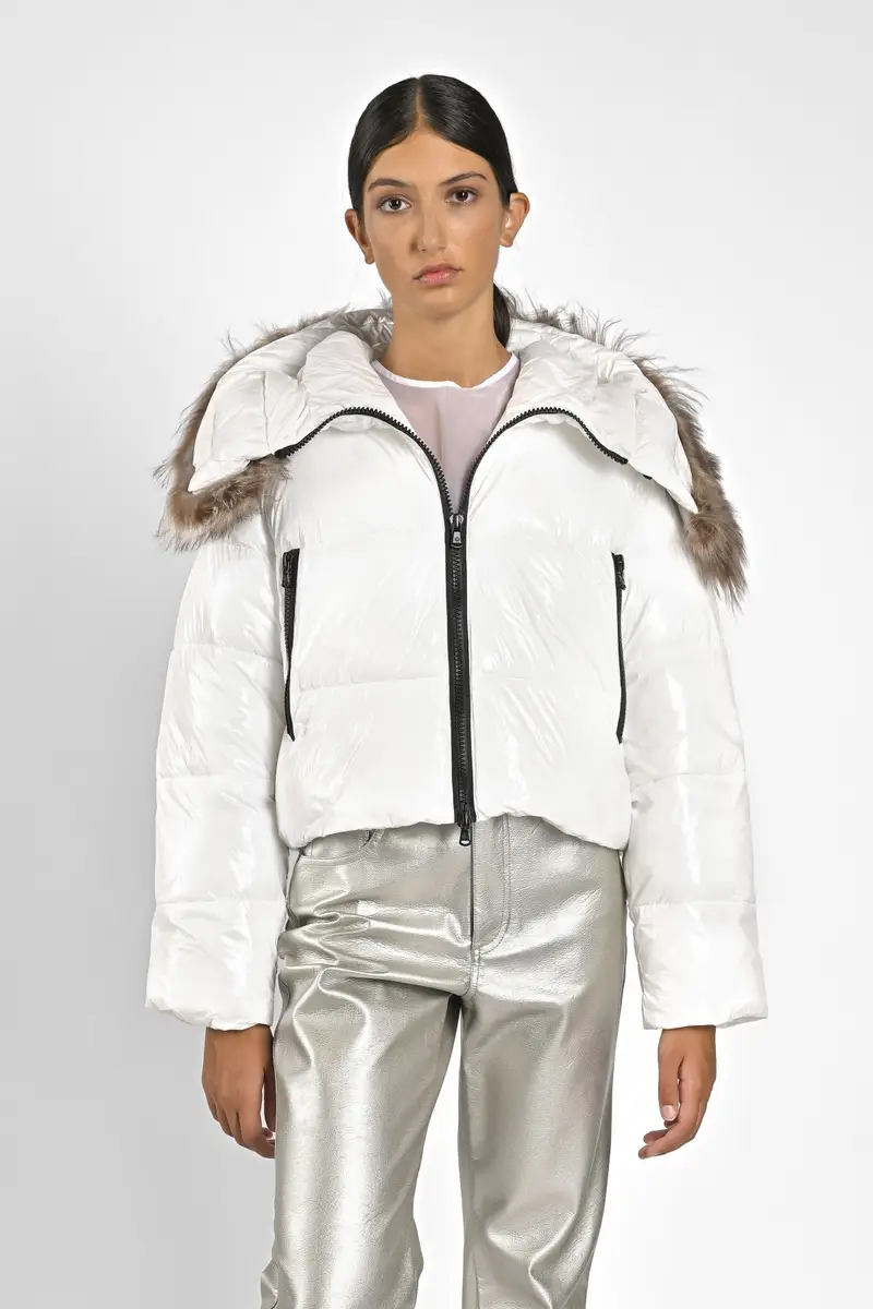 Glenora glossy fur GLWHI