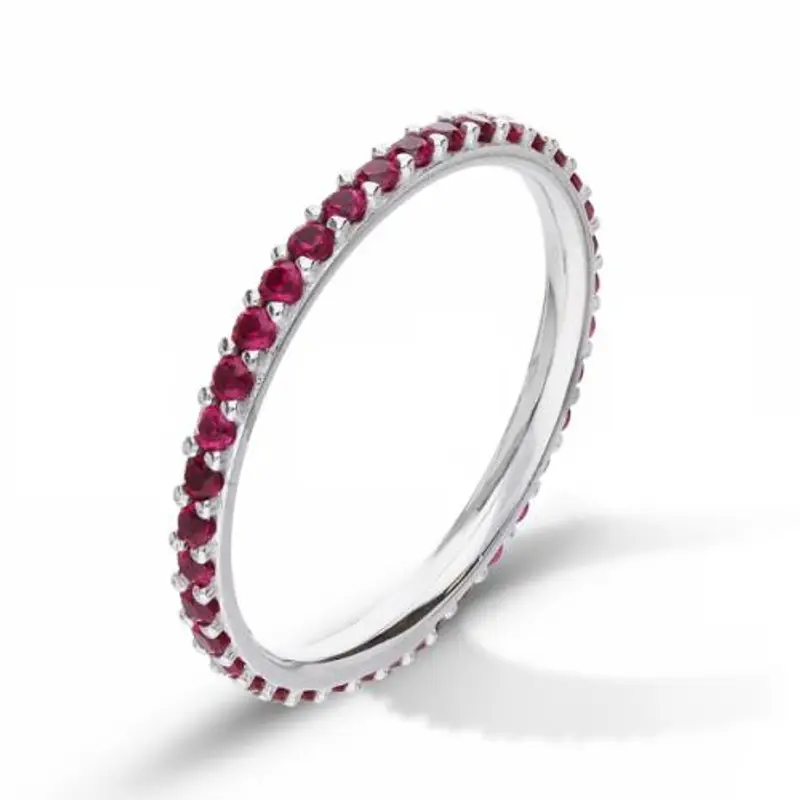 anello fede eternity in oro bianco con zirconi rossi