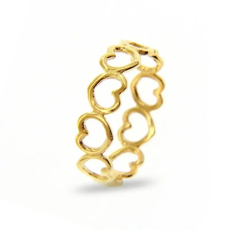 anello in oro giallo con cuori traforati