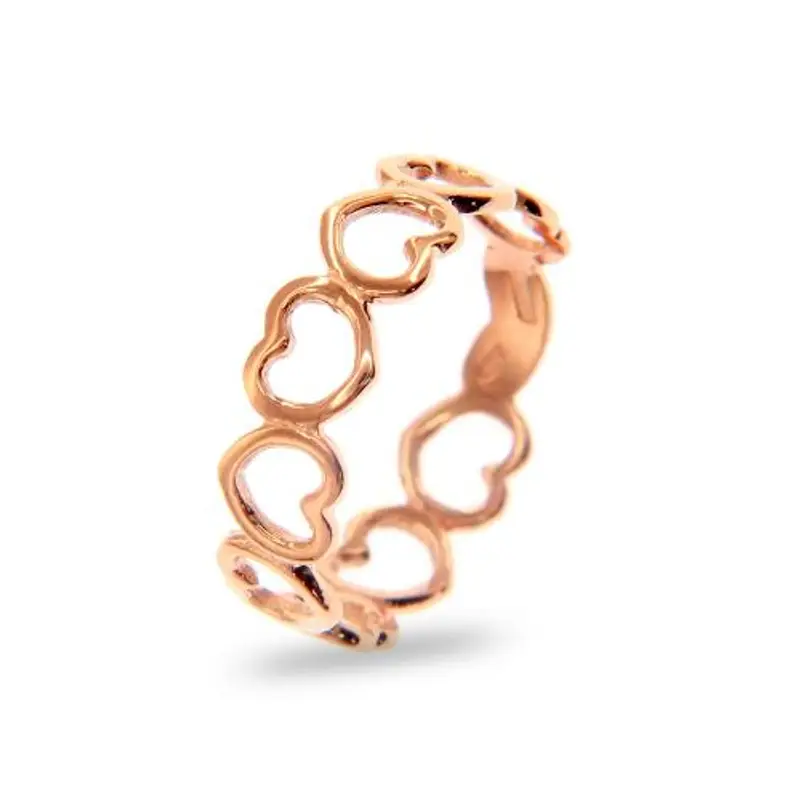 anello in oro rosa con cuori traforati