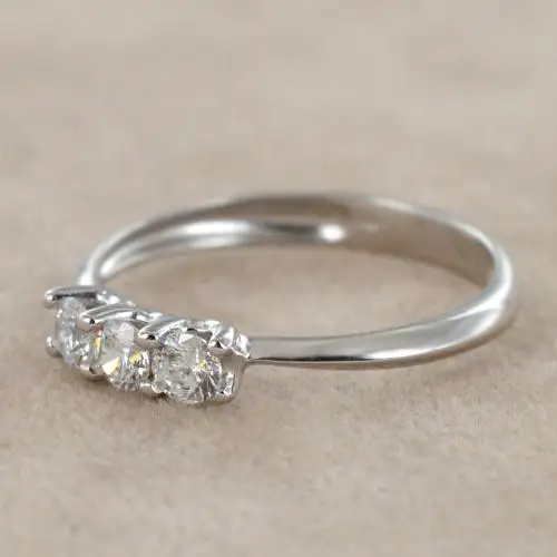 anello trilogy in oro con zirconi miniatura 5